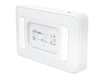 UBIQUITI UniFi Switch Lite 8 Gigabit RJ45 ports including 4x 802.3at PoE+