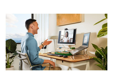 LOGITECH BRIO 100 Webcam colour 2 MP 1920 x 1080 720p 1080p audio wired USB