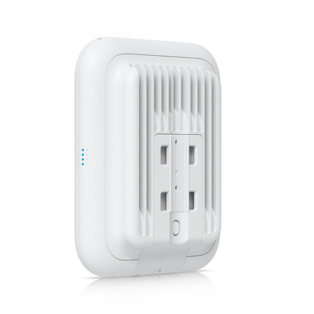 Access Point Wi-Fi 7 Ubiquiti UniFi U7 Outdoor 2.4GHz(2x2)/5GHz(2x2) PoE+ 1x2,5G