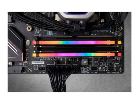 CORSAIR Vengeance RGB PRO Pamięć DDR4 16GB 2x8GB 3000MHz CL15 1.35V Czarna