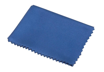 Activejet AOC-500 Ściereczka czyszcząca z mikrofibry 15x18cm, doskonała do czyszczenia laptopów, monitorów, klawiatur, obudów komputerowych, drukarek, kopiarek, skanerów, telefonów, maszyn do pisania