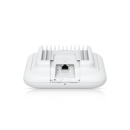 Access Point Wi-Fi 7 Ubiquiti UniFi U7 Outdoor 2.4GHz(2x2)/5GHz(2x2) PoE+ 1x2,5G